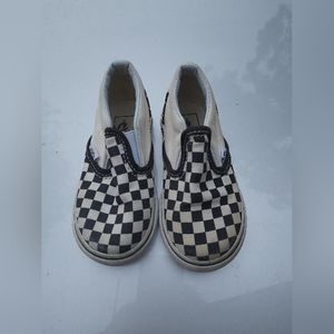 Vans toddler shose Black and white size 7